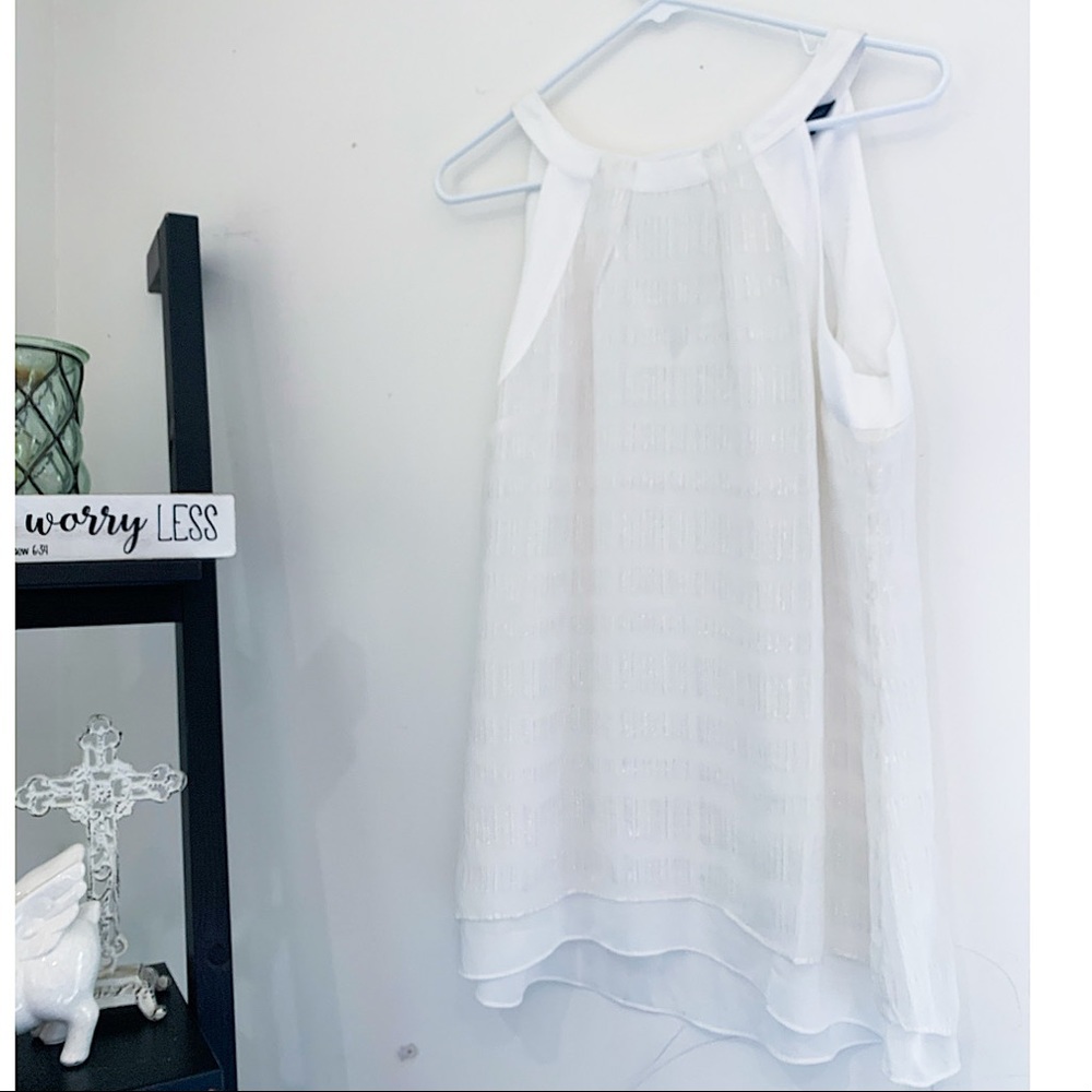 🖤 White House Black Market Silk Tank / Size 8